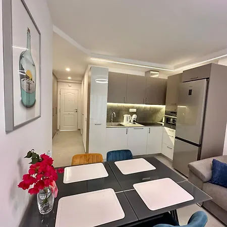 Sunset Apartment 2 & Heated Pool Los Cristianos  Exterior photo