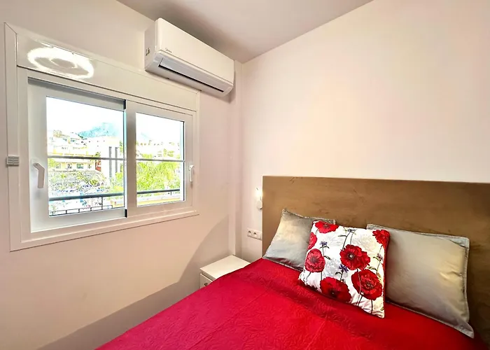 Sunset Apartment 2 & Heated Pool