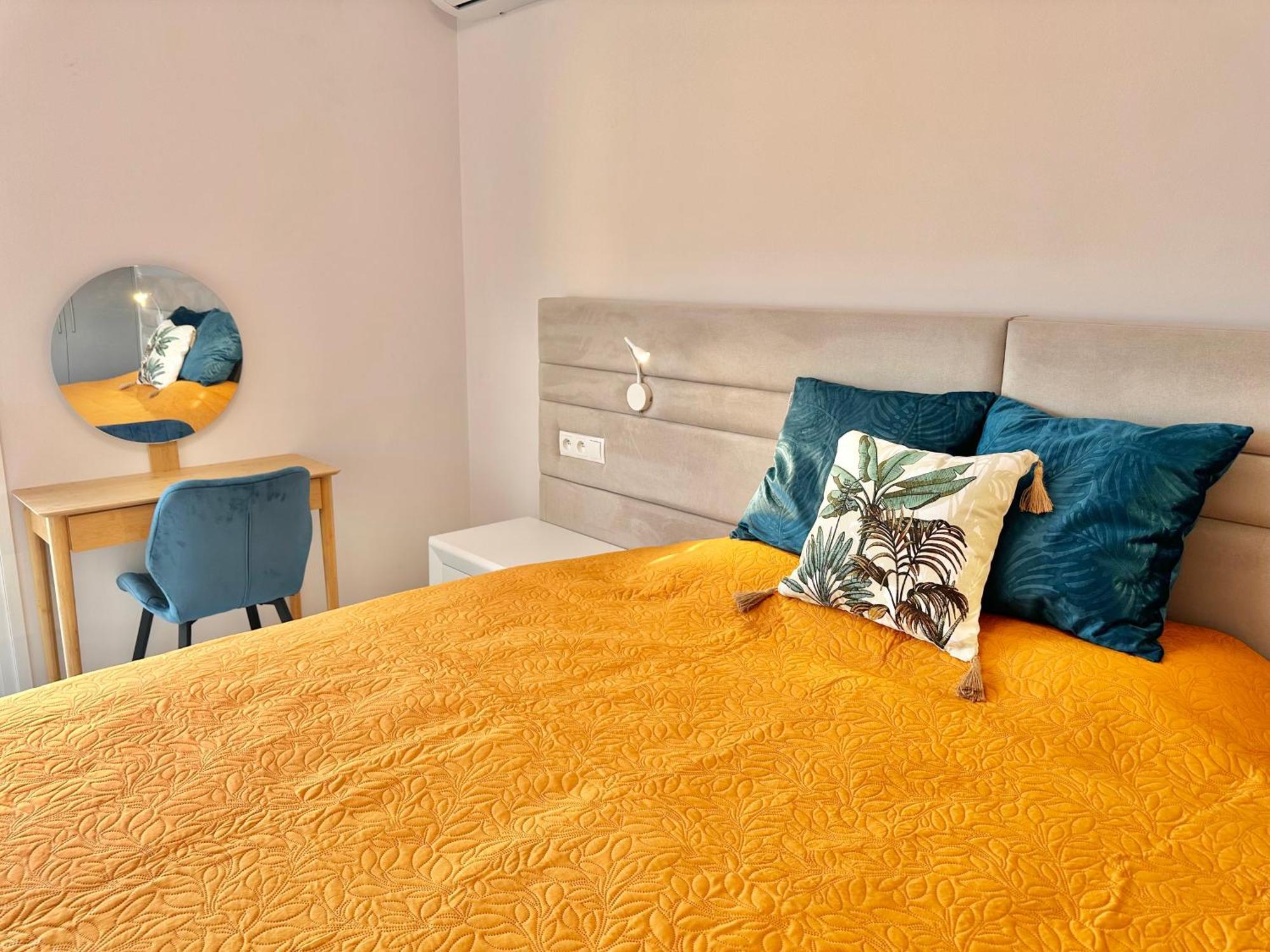 Apartment Sunset 2 & Heated Pool Los Cristianos (Tenerife)